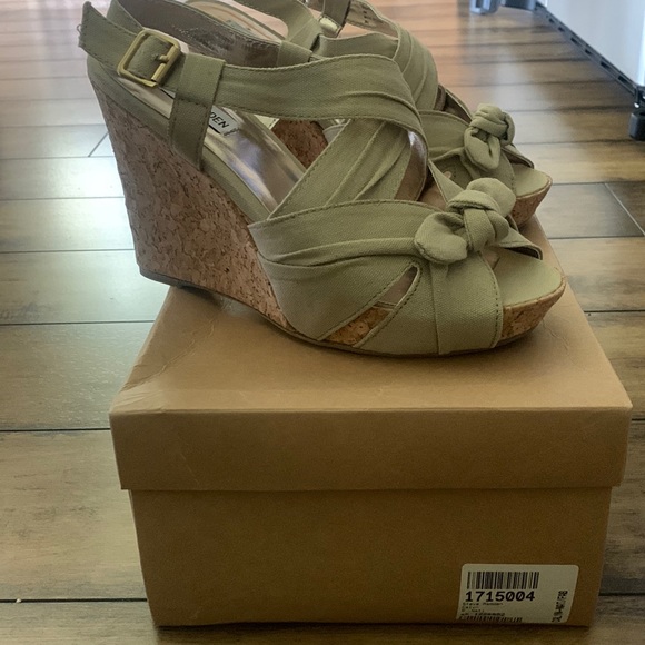 Steve Madden Shoes - Steve Madden Calyn